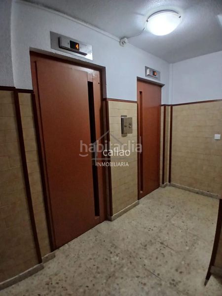Foto 100bc0a7-00a1-4b9b-b27e-021331e257c3. Piso en Caranza Ferrol