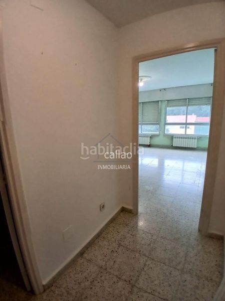 Foto 1fcb5f17-5e79-4255-b86a-05a37472b600. Piso en Caranza Ferrol
