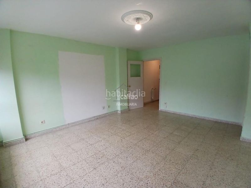 Foto 829cbb62-60d0-43bc-94f9-3a14a62c55c9. Piso en Caranza Ferrol