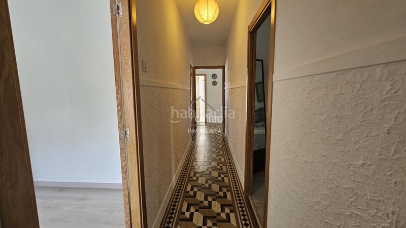 Foto a92ec8e8-5300-4dc2-b3b7-d13a99a950c1. Rent flat with heating in Centro Ferrol