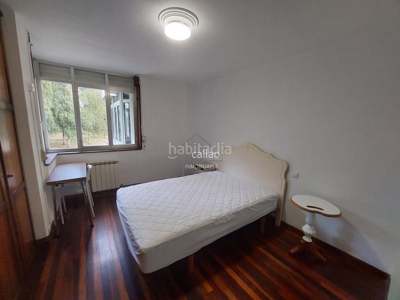 Foto 089f0040-55b1-4cc7-a3e1-0d48a31bc002. Rent flat with heating in Caranza Ferrol