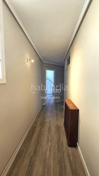 Foto 66b985c6-5cc3-4f36-915a-cdd481eca46a. Rent flat with heating parking in Centro Ferrol