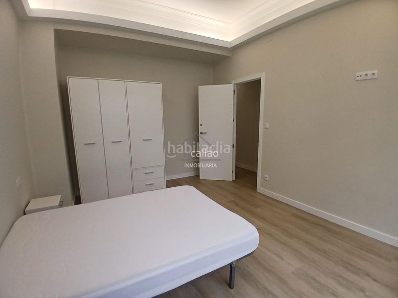 Foto 63afd022-d536-46b3-994d-60a40e29d060. Rent flat in Centro Ferrol