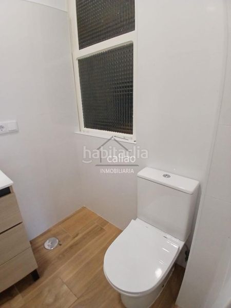 Foto 6ee893c7-0870-4274-a159-37554de56c80. Rent flat in Centro Ferrol