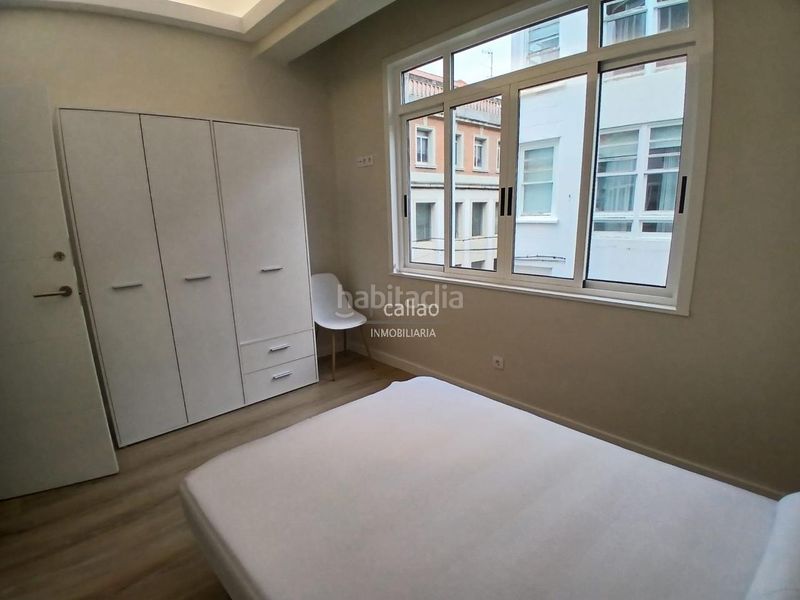 Foto 9670d970-c40c-4494-86d1-2a6728c597d1. Rent flat in Centro Ferrol