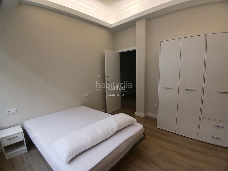 Foto fc28d613-ae0b-4bc1-8ac3-2ea009e68188. Rent flat in Centro Ferrol