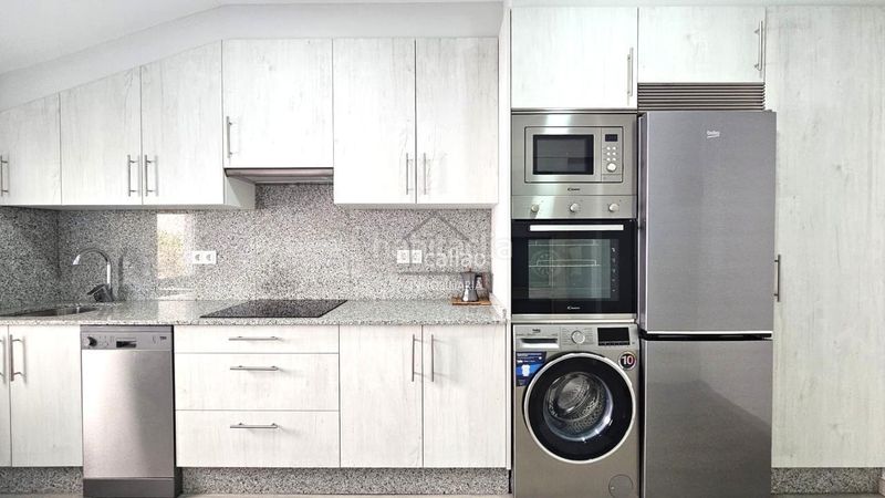 Foto 487b9281-6755-4e0d-bc49-8122f701d64e. Pis amb calefacció a Centro Ferrol