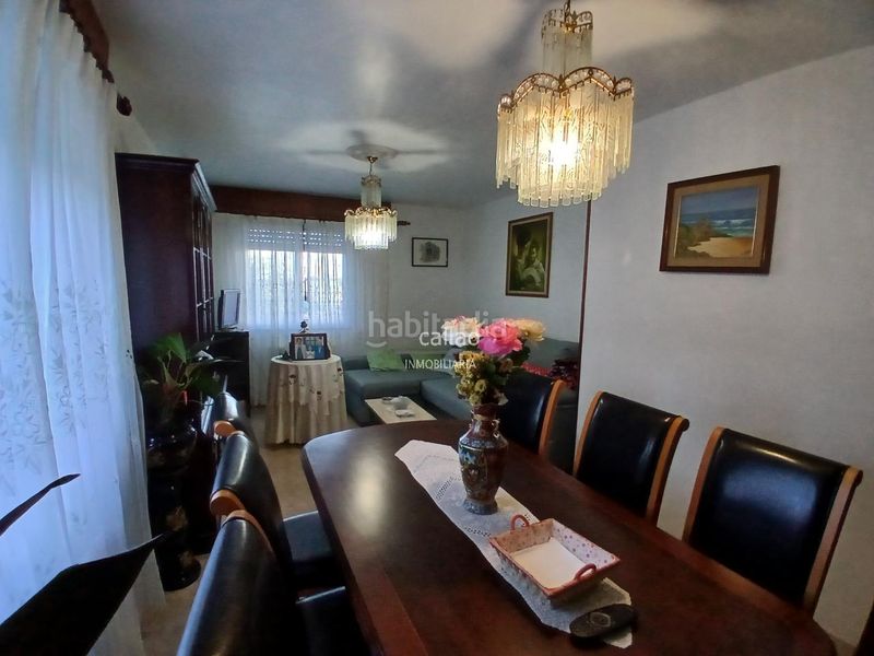 Foto 2125e625-8a6a-496b-8cd2-dc353083d4a3. Casa adossada amb calefacció aparcament a Área Rural Ferrol