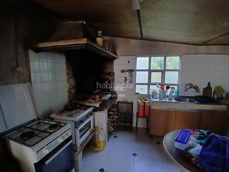 Foto 23fd9c85-ca02-4cdd-a40a-bc323f5a4df4. Casa adossada amb calefacció aparcament a Área Rural Ferrol