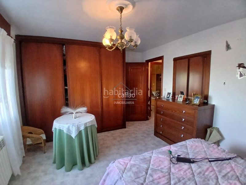 Foto 874cb1bd-33cf-42f6-a163-e467ca064a1e. Casa adossada amb calefacció aparcament a Área Rural Ferrol