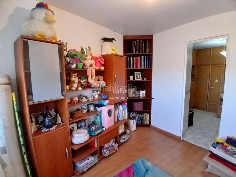 Foto 8b775b43-7d6b-45a3-b8a8-3c342fcbcb19. Casa adossada amb calefacció aparcament a Área Rural Ferrol