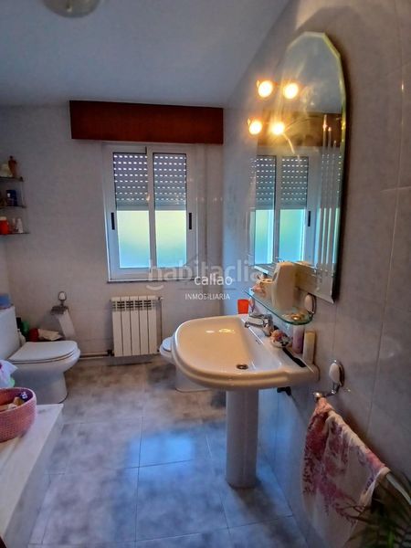 Foto f2ac48a4-fc0d-4ccd-8b00-e3a409411ea9. Casa adossada amb calefacció aparcament a Área Rural Ferrol