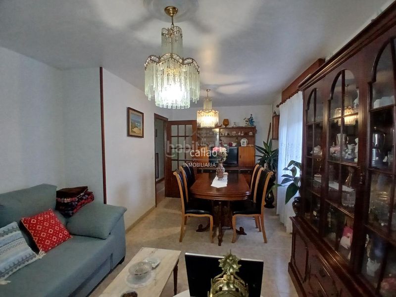 Foto ff88ed85-cad5-4587-8872-8fe424619866. Casa adossada amb calefacció aparcament a Área Rural Ferrol