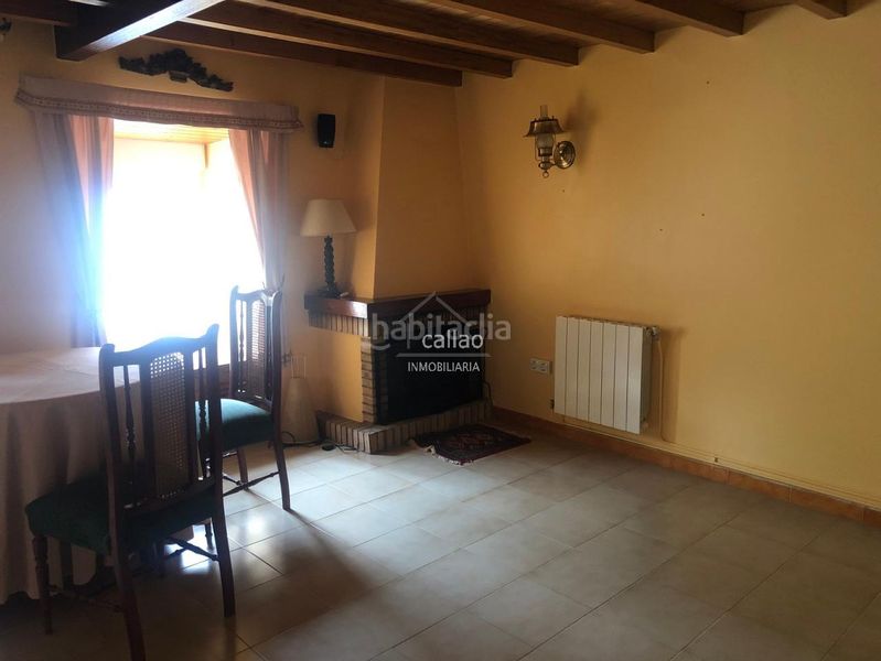 Foto 7129b57a-ea19-4fd7-b337-9fcc5cfb3ab9. Casa amb calefacció aparcament a A Malata - Catabois - Ciudad Jardín Ferrol