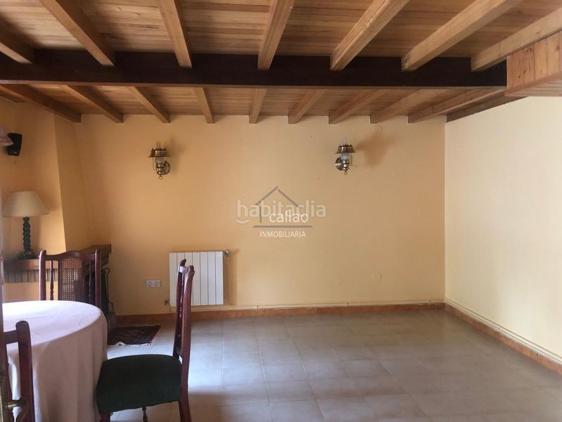 Foto 75f54ff1-28c6-442a-8d88-2fd6d0007bac. Casa amb calefacció aparcament a A Malata - Catabois - Ciudad Jardín Ferrol