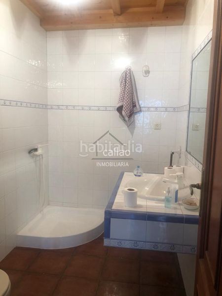 Foto bade617a-0bd9-4c69-985b-54247d938395. Casa amb calefacció aparcament a A Malata - Catabois - Ciudad Jardín Ferrol