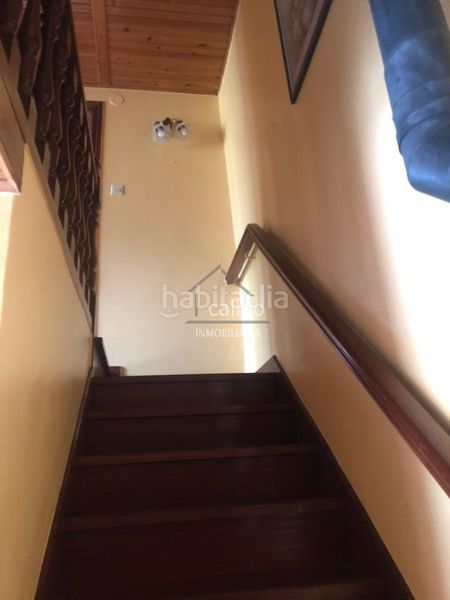 Foto c2fcb917-aecb-43c4-a220-4a3e6c125e5f. Casa amb calefacció aparcament a A Malata - Catabois - Ciudad Jardín Ferrol