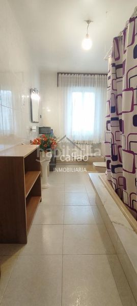 Foto bbbf23a6-1f8a-434e-a309-32b866686605. Casa amb calefacció a Mugardos