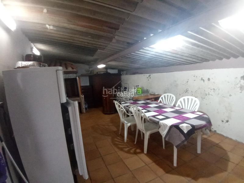 Foto 31b6ecd5-bb2b-4919-a79a-22f85de4eded. Casa amb aparcament a A Malata - Catabois - Ciudad Jardín Ferrol