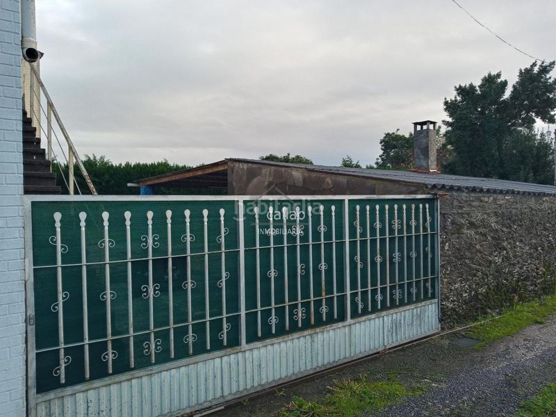 Foto 3704c071-fc20-46b7-a597-4dc3f891671b. Casa amb aparcament a A Malata - Catabois - Ciudad Jardín Ferrol