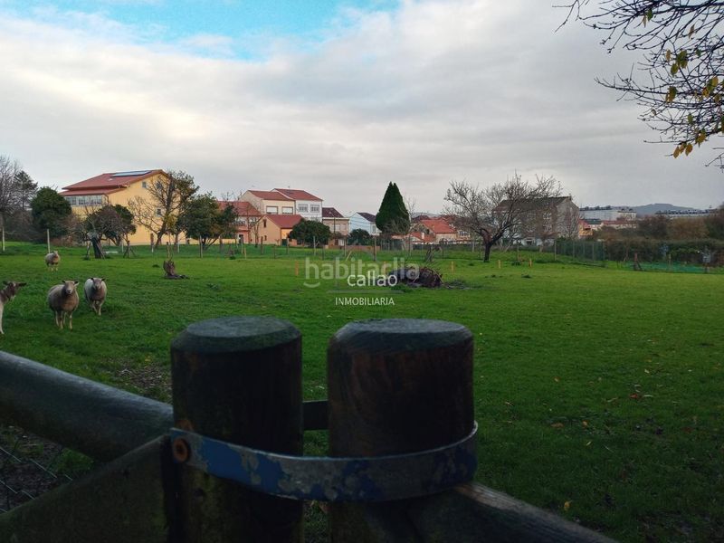 Foto 5d445ff6-b4a1-4ae1-8b70-281ad578909d. Casa amb aparcament a A Malata - Catabois - Ciudad Jardín Ferrol