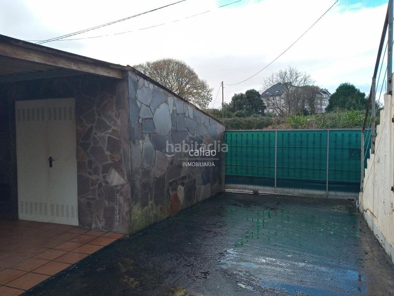 Foto d9bd9aec-3384-4e61-aab3-31741aa77f5b. Casa amb aparcament a A Malata - Catabois - Ciudad Jardín Ferrol