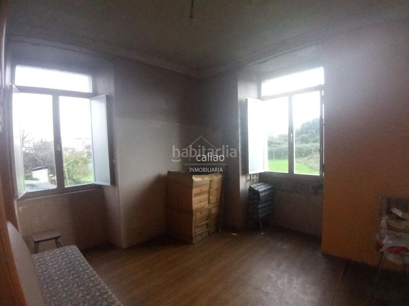 Foto eaf522ce-da6d-48ef-9ec6-c7b9e96a2b0c. Casa amb aparcament a A Malata - Catabois - Ciudad Jardín Ferrol