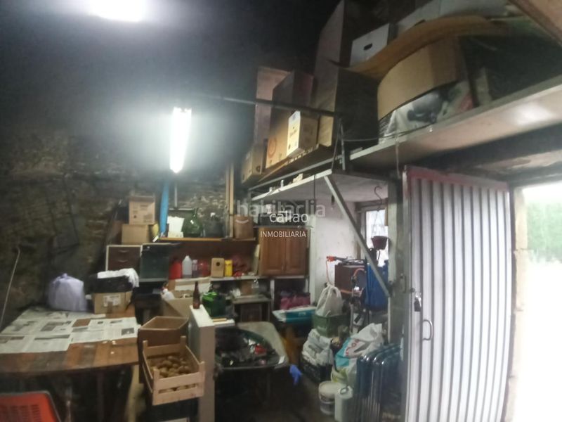 Foto ec4bd75f-5287-4805-b68a-0b709f18ef81. Casa amb aparcament a A Malata - Catabois - Ciudad Jardín Ferrol