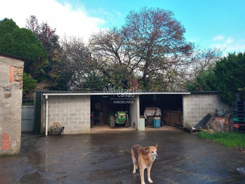 Foto ec736e7e-2da7-44de-a0bc-5587c4c3da68. Casa amb aparcament a A Malata - Catabois - Ciudad Jardín Ferrol
