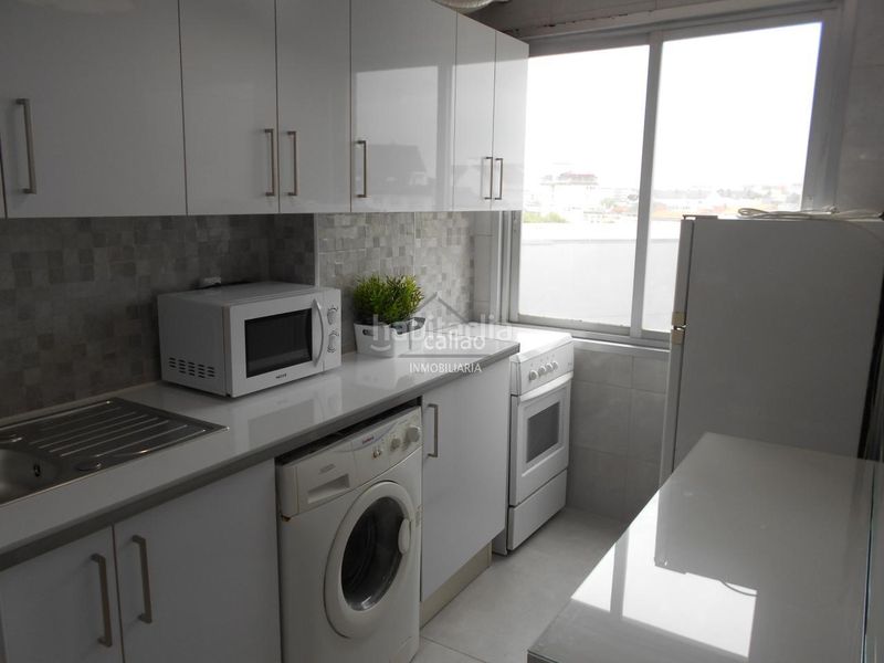 Foto 9c317f5f-1d96-44ce-a398-fbe90a1527f8. Lloguer pis a Porta Nova Ferrol