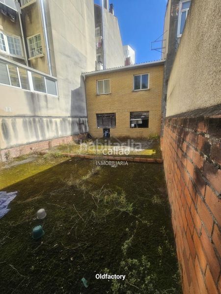 Foto 0f4cf5b6-091e-4640-b4ed-ab0655c1b5c3. Edificio en Centro Ferrol
