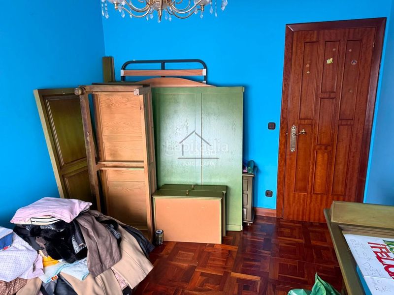 Foto 0a7bb0fe-686d-4680-a68d-bea44faf27c5. Piso en Porta Nova Ferrol