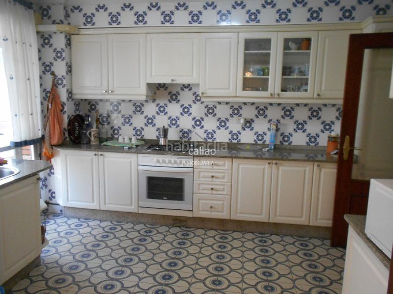 Foto d5cf3516-42d1-4d01-a246-259b06f9db30. Pis a Canido Ferrol