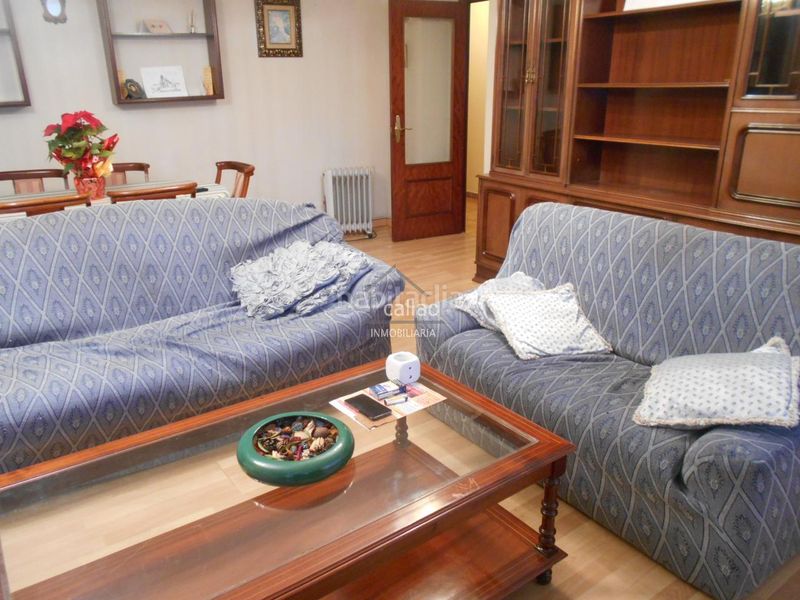 Foto e8fb3424-65f6-44d2-a805-c9fc69b29249. Pis a Canido Ferrol