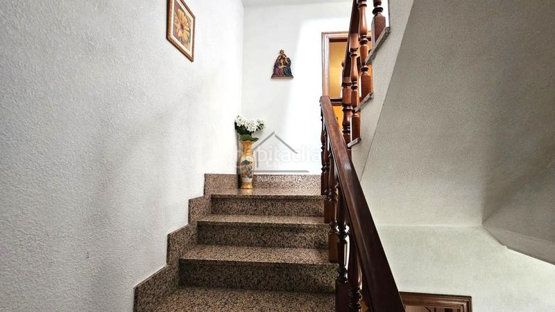 Foto b2513832-b2ea-454b-b1f0-792be0dd1a16. Casa en A Gándara Narón