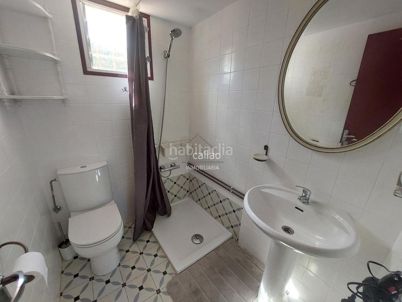 Foto d4d2fa84-25d5-4c83-a579-216796265a11. Casa en A Malata - Catabois - Ciudad Jardín Ferrol