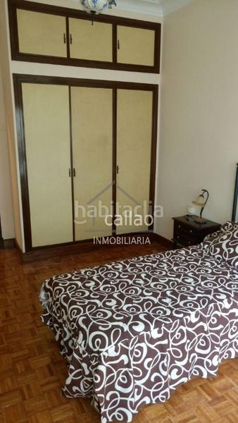 Foto 7449d8be-614c-4301-bd67-9089990049e2. Lloguer pis amb calefacció a Centro Ferrol