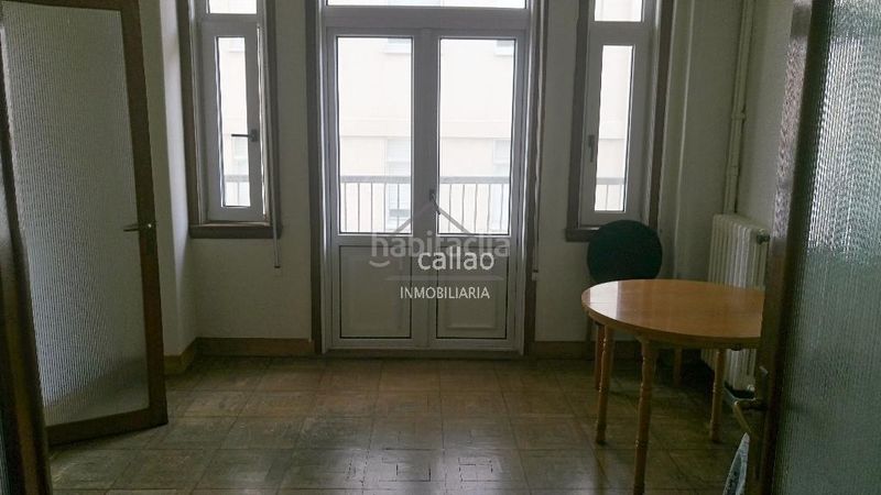 Foto d522e675-e528-4353-ae28-2708c9c6686c. Lloguer pis amb calefacció a Centro Ferrol
