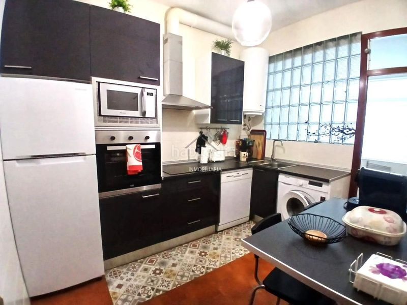 Foto fb7a8057-ae78-46d3-9c63-f166d92170a9. Miete appartement in Centro Ferrol