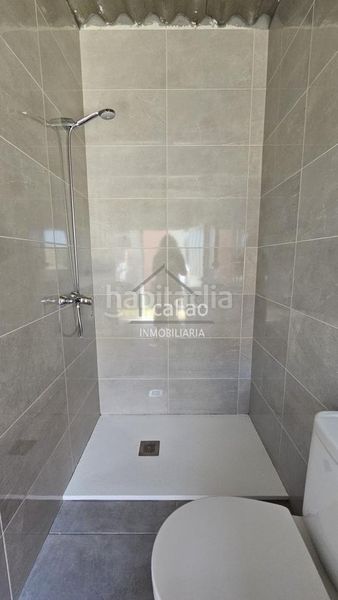 Foto e8cc0030-7de0-4aeb-8e8f-0a8e1c2009b6. Casa amb aparcament piscina a Área Rural Ferrol