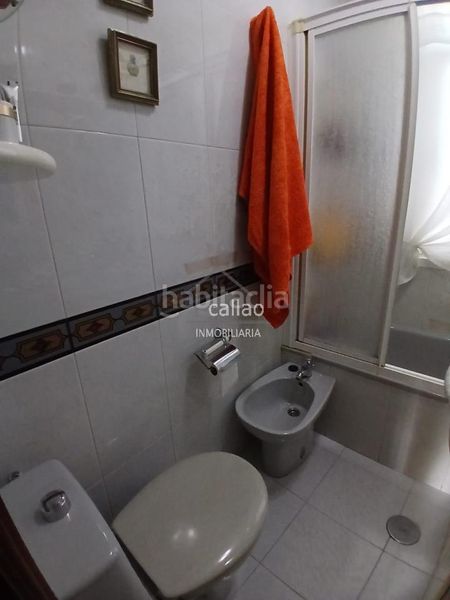 Foto 45b01bb1-5f35-4233-b2d5-ce7884ba393b. Casa amb calefacció aparcament a A Malata - Catabois - Ciudad Jardín Ferrol