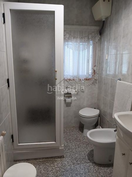 Foto 4ec15841-abb6-4095-ba27-6790a29e4951. Casa amb calefacció aparcament a A Malata - Catabois - Ciudad Jardín Ferrol