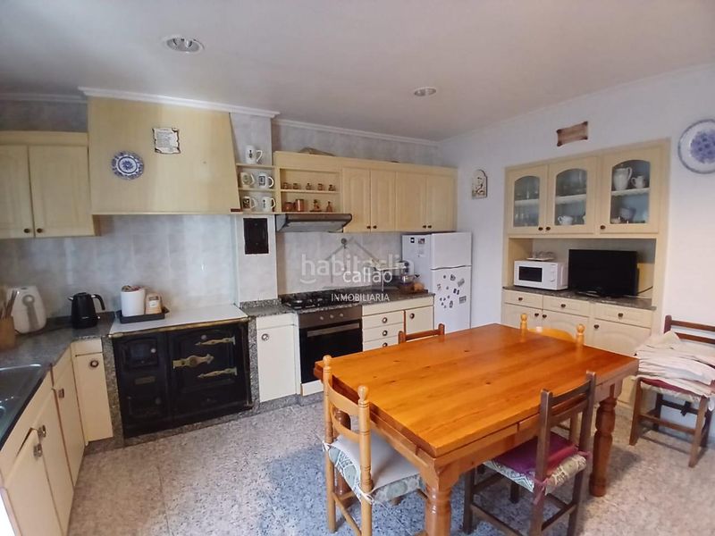 Foto 8b8ff376-e7f3-4a49-9602-e90d7ffeca2b. Casa amb calefacció aparcament a A Malata - Catabois - Ciudad Jardín Ferrol