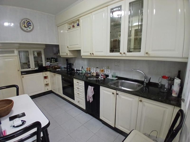 Foto 8bb21564-5115-429b-9773-057e7d6df366. Casa amb calefacció aparcament a A Malata - Catabois - Ciudad Jardín Ferrol