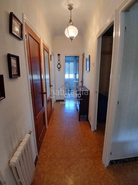 Foto ced6ba10-1c46-485e-a336-79240ff53f7f. Casa amb calefacció aparcament a A Malata - Catabois - Ciudad Jardín Ferrol