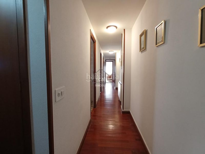 Foto 0648d946-dea9-436f-8346-df1245e20e87. Rent flat with heating in Centro Ferrol