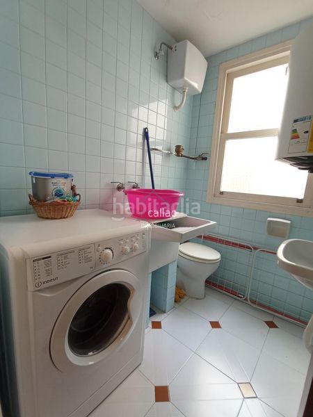 Foto 4c6415c7-bc8a-4e2d-b2d6-f92674f3deb7. Rent flat with heating in Centro Ferrol