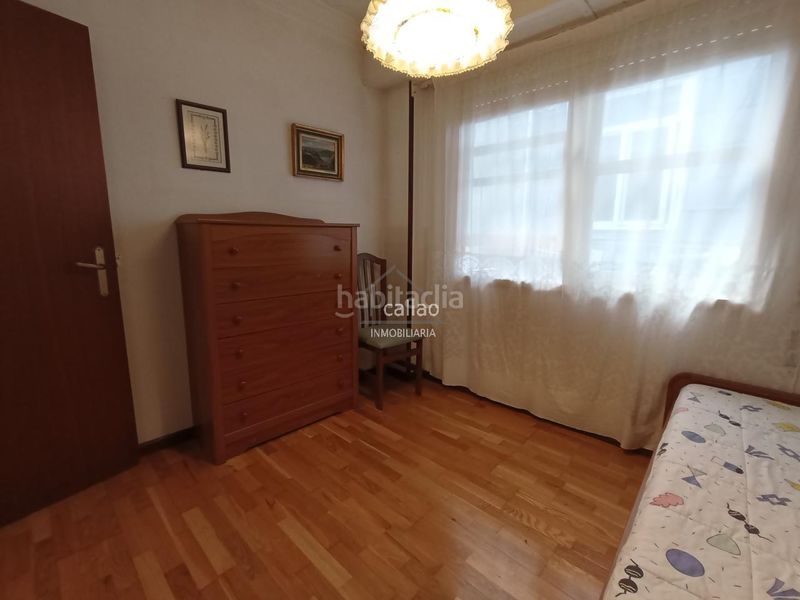 Foto a4bb1662-4452-4489-ade0-272aed067363. Rent flat with heating in Centro Ferrol