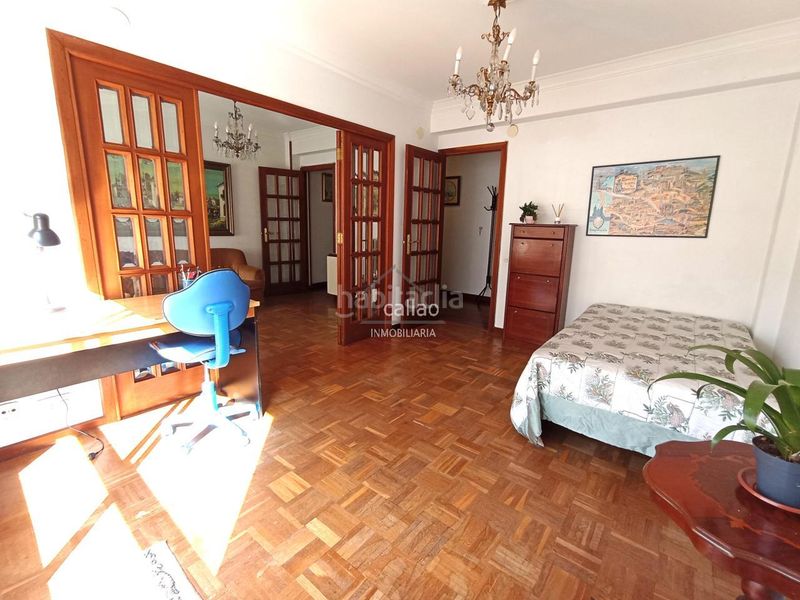 Foto a6d90009-34e5-4609-b06a-87cbaa4527de. Rent flat with heating in Centro Ferrol