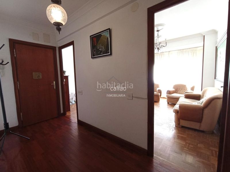 Foto ac2f8bd6-25f1-4ab1-95df-b74c383ad2a5. Rent flat with heating in Centro Ferrol
